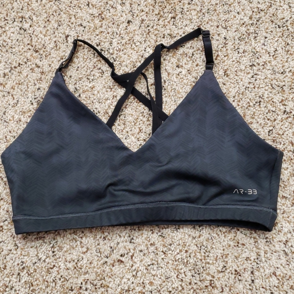 AR33 Zeta sports yoga bra